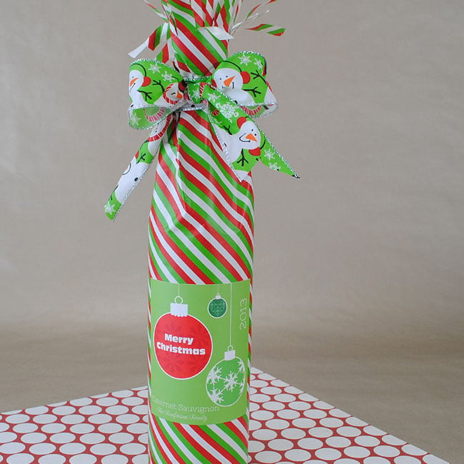Easy Wine Bottle Gift Wrap Idea -Use supplies on hand