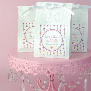 Valentine’s Day Favor Bags – A Simple Craft Project
